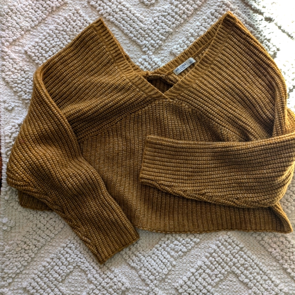 5 for$25 sale --- off the shoulder Arizona large sweater crop top